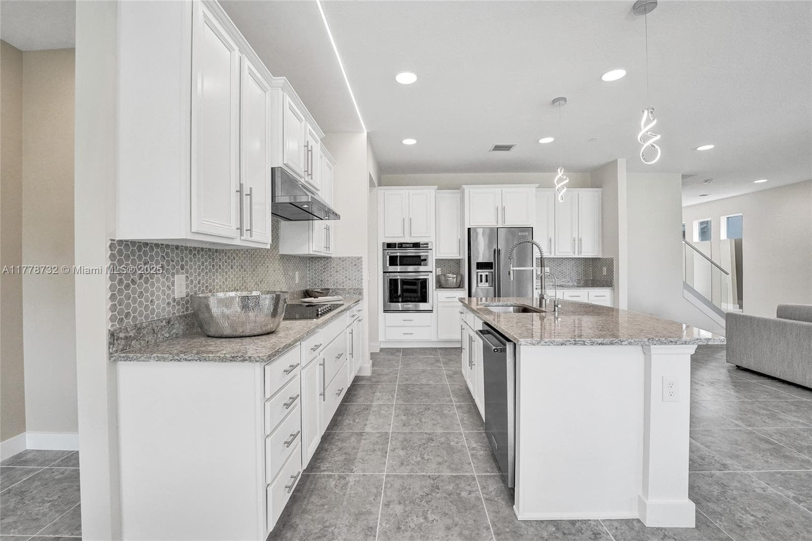 1348 Silk Oak Dr photo 26