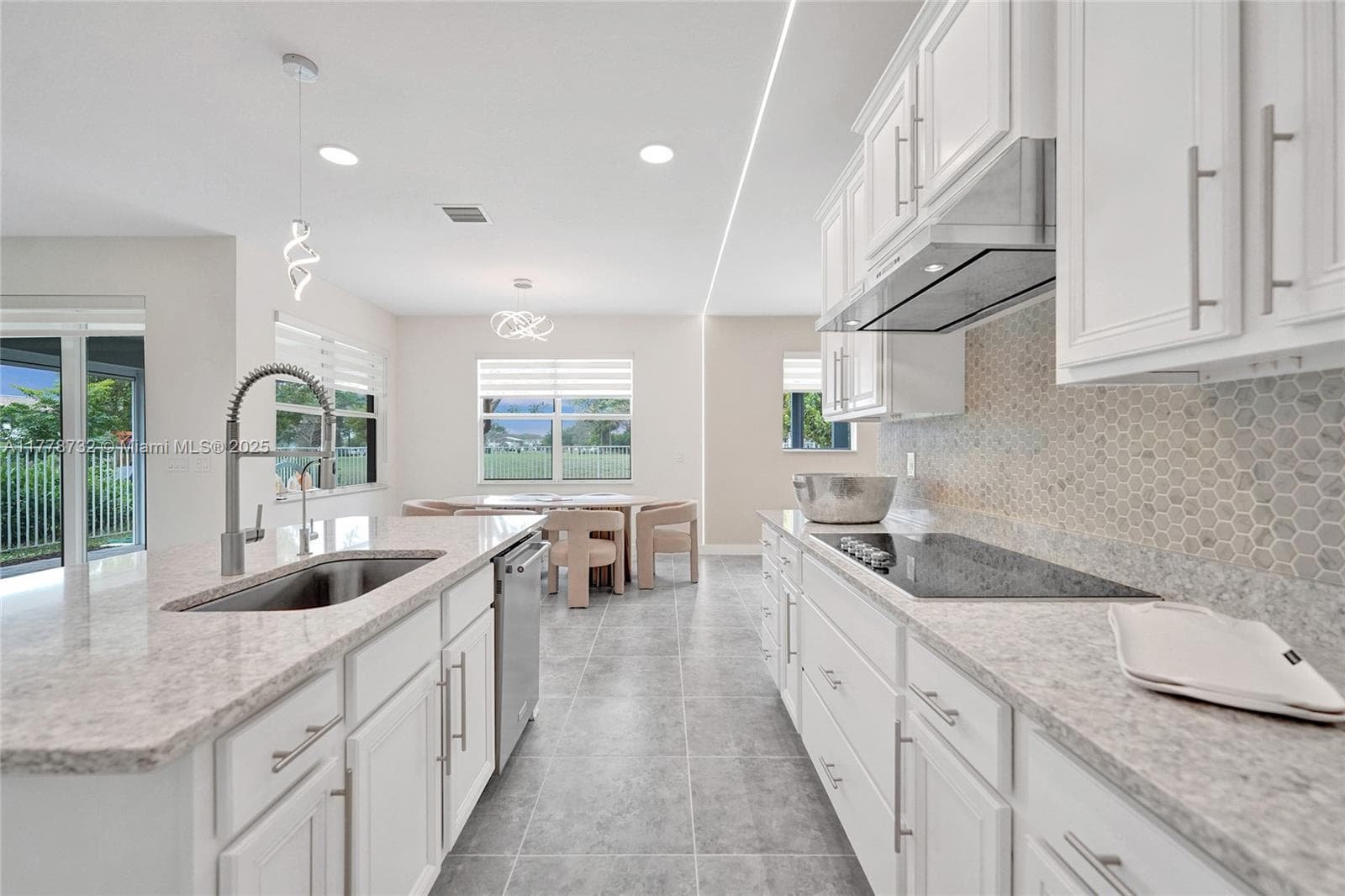 1348 Silk Oak Dr photo 22