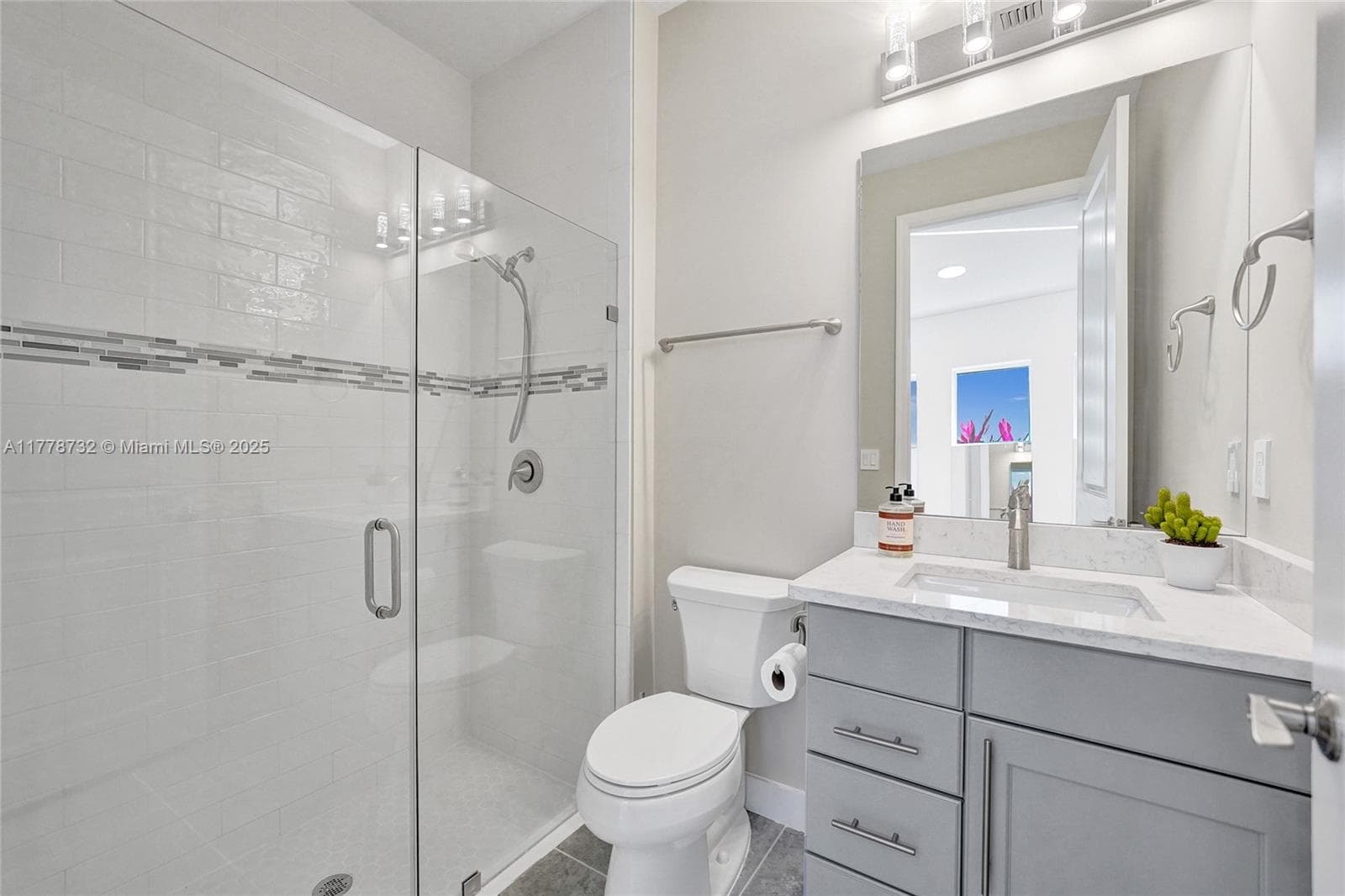 1348 Silk Oak Dr photo 33
