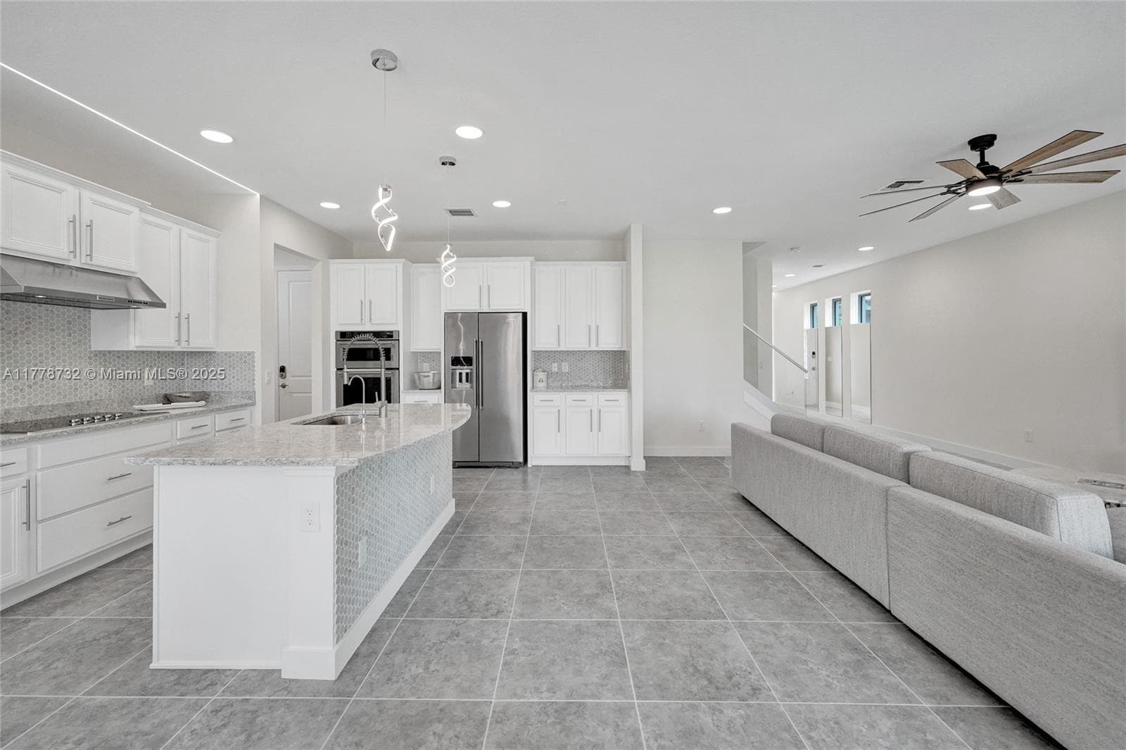 1348 Silk Oak Dr photo 14
