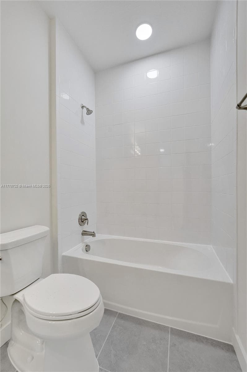 1348 Silk Oak Dr photo 55