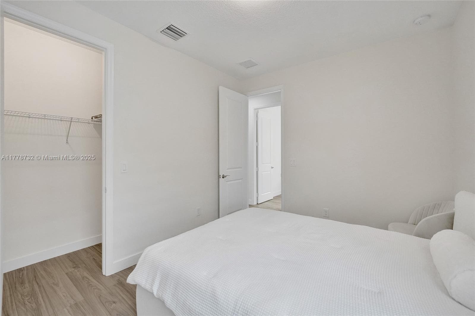 1348 Silk Oak Dr photo 58