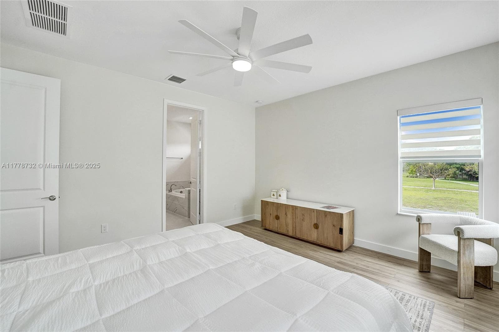 1348 Silk Oak Dr photo 37