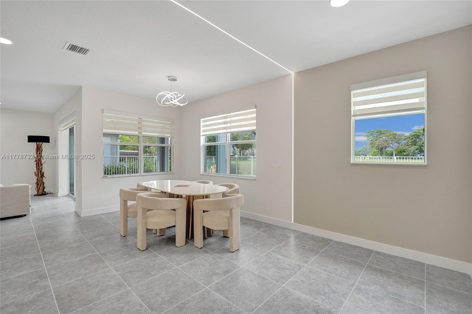 1348 Silk Oak Dr photo 29