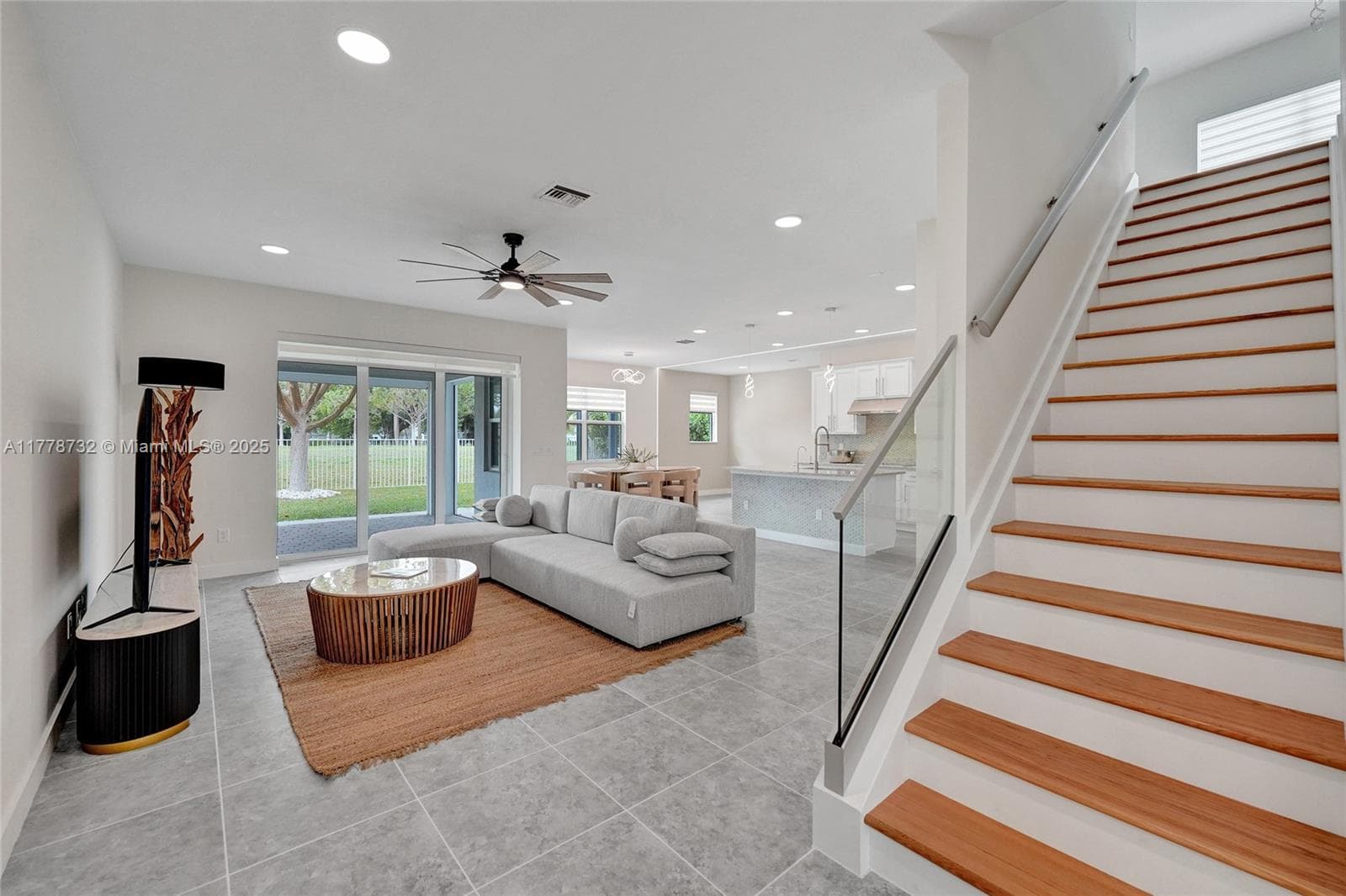 1348 Silk Oak Dr photo 8
