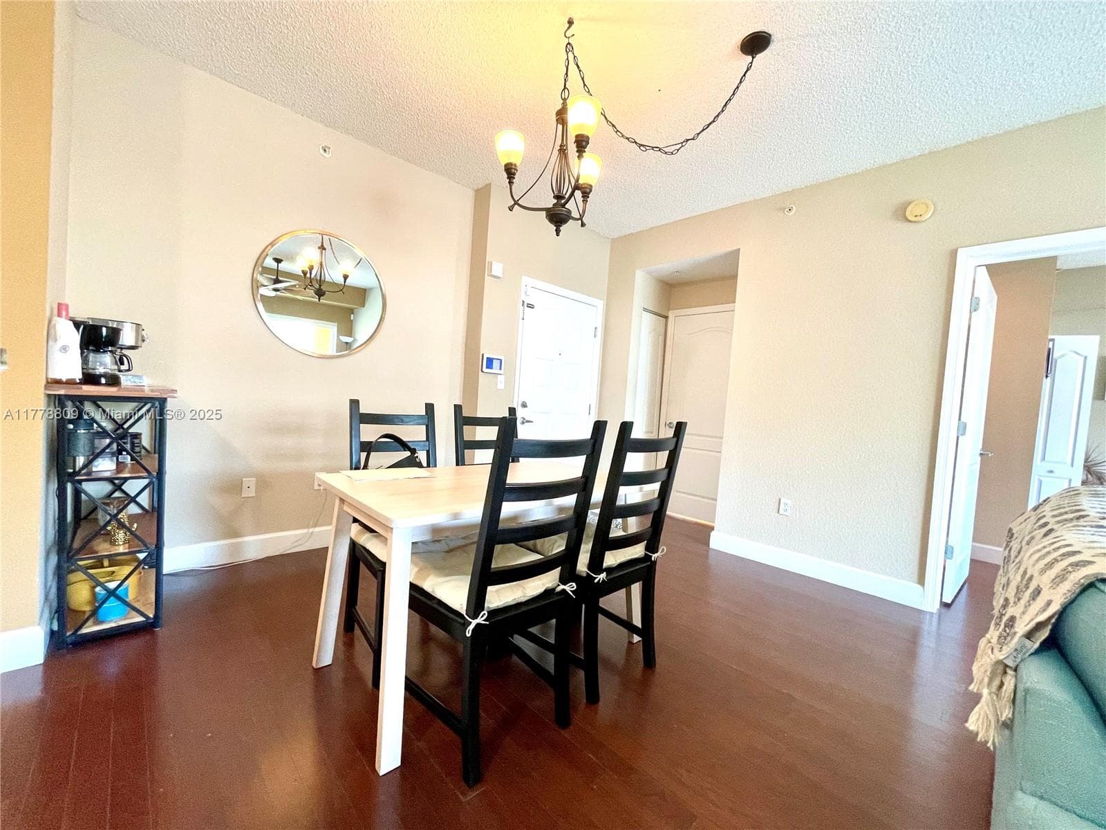 Valencia Condo · #429 in South Miami - Photo 5