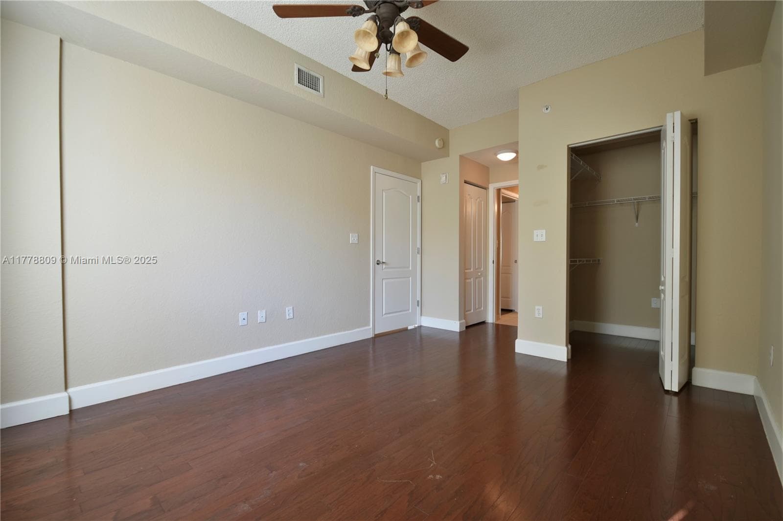 Valencia Condo · #429 in South Miami - Photo 20
