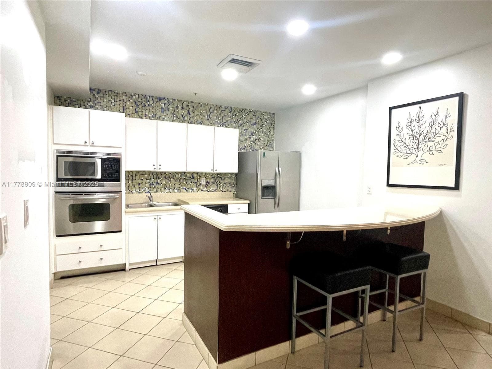 Valencia Condo · #429 in South Miami - Photo 44