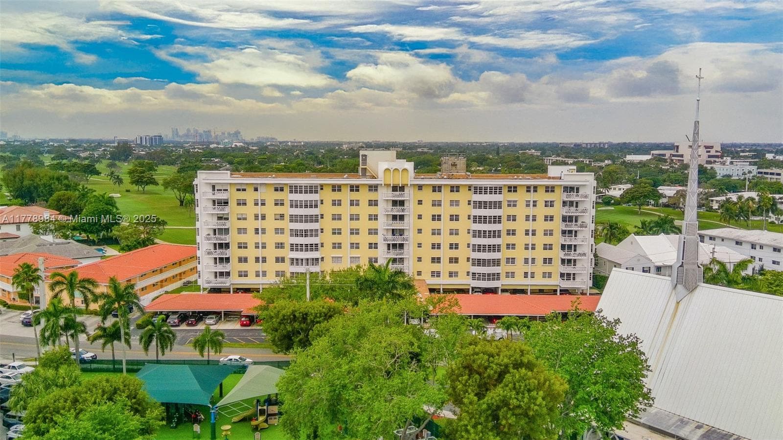 Country Club Towers · #802 in Fort Lauderdale - Photo 2