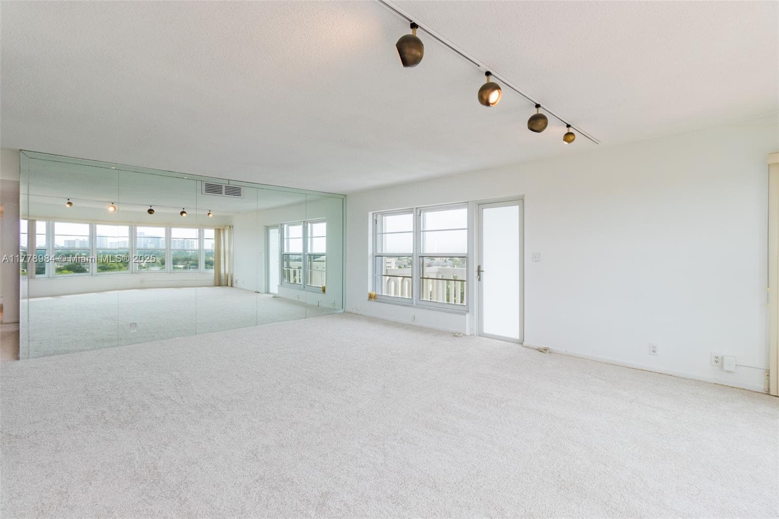 Country Club Towers · #802 in Fort Lauderdale - Photo 12