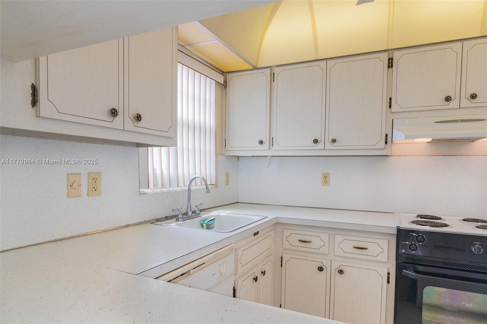 Country Club Towers · #802 in Fort Lauderdale - Photo 19