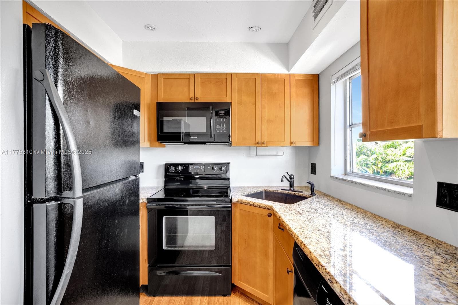 Park Place · #301 in Fort Lauderdale - Photo 10