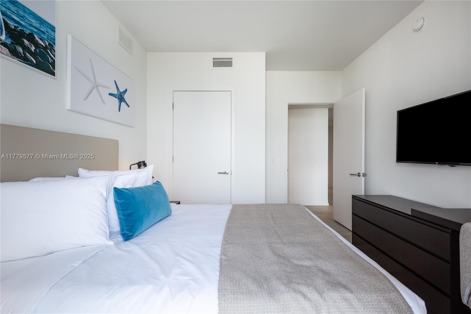 Hyde Resort and Residences · #R2204 in Hollywood - Photo 18