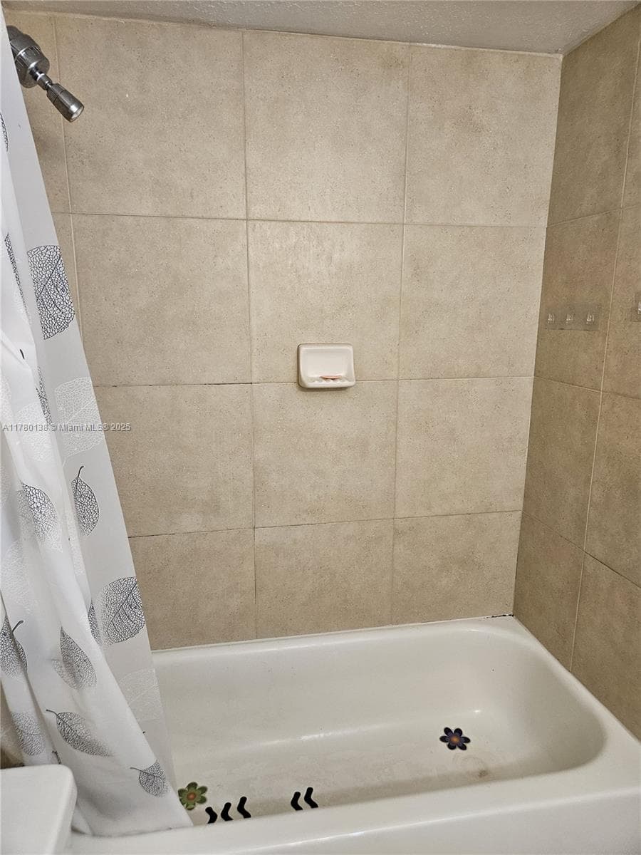 BAYVIEW PALMS CONDO · #302 in North Miami - Photo 22