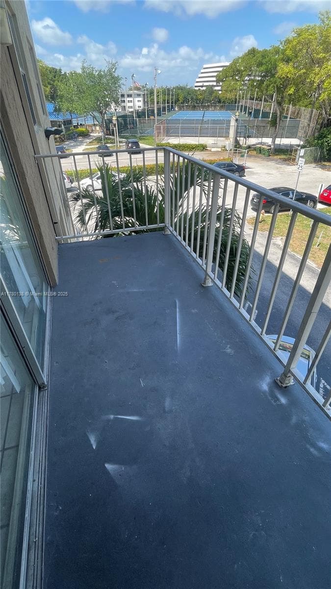 BAYVIEW PALMS CONDO · #302 in North Miami - Photo 24