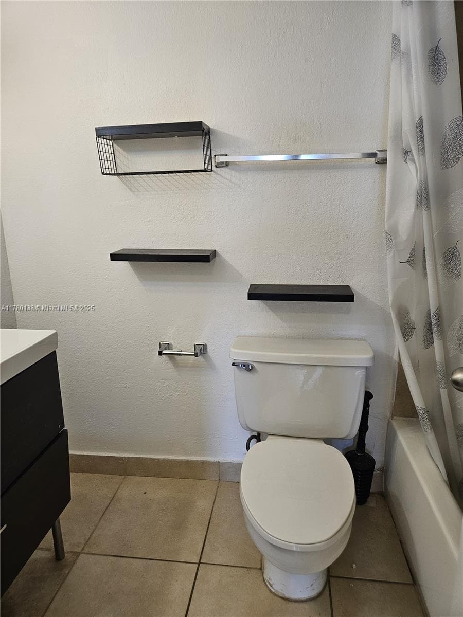 BAYVIEW PALMS CONDO · #302 in North Miami - Photo 19
