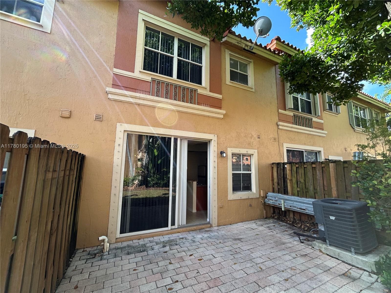 VILLAS AT HARBOR ISLES CO · #1603 in Dania Beach - Photo 6