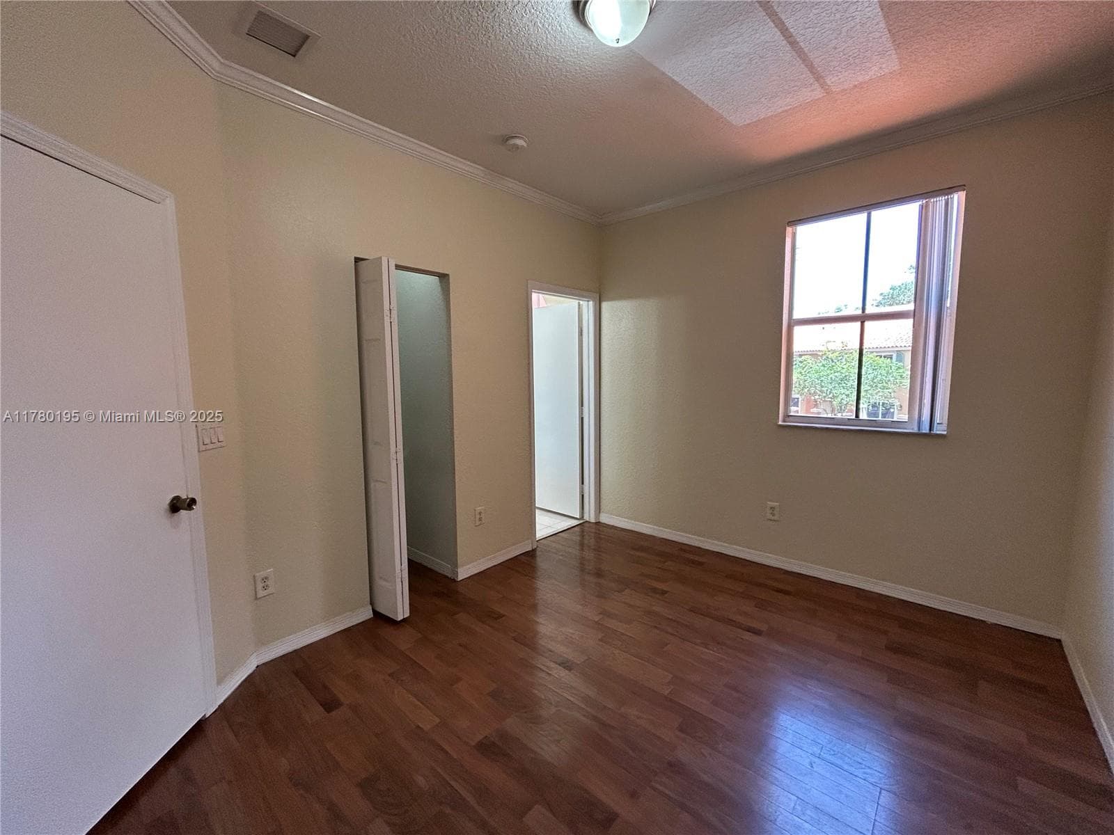 VILLAS AT HARBOR ISLES CO · #1603 in Dania Beach - Photo 22