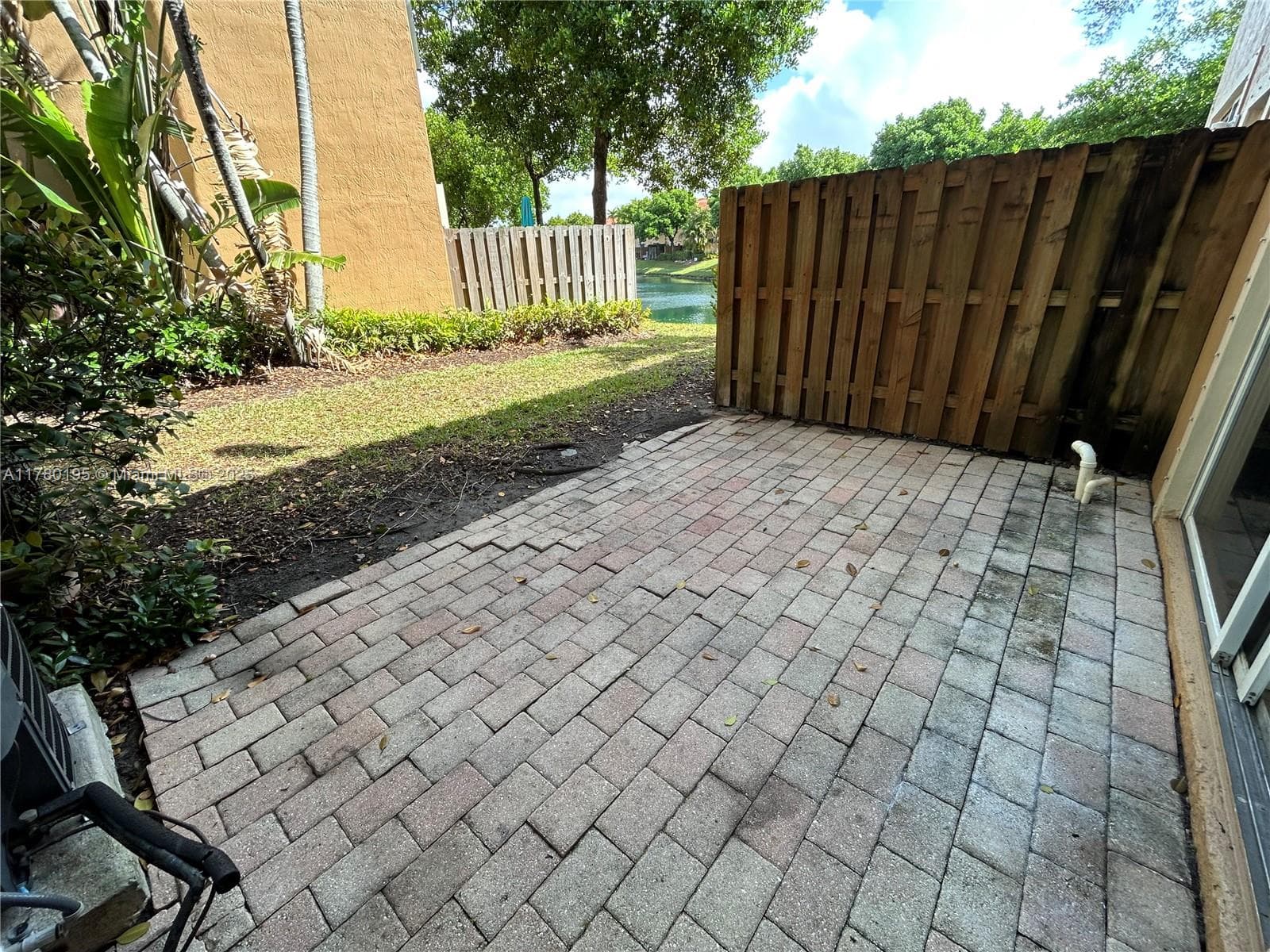 VILLAS AT HARBOR ISLES CO · #1603 in Dania Beach - Photo 7