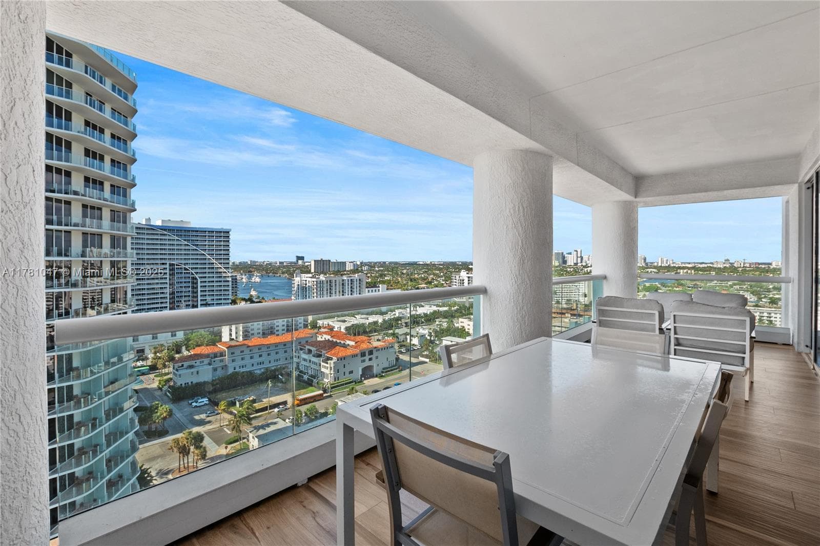 Ocean Resort Residences · #H1705 in Fort Lauderdale - Photo 3