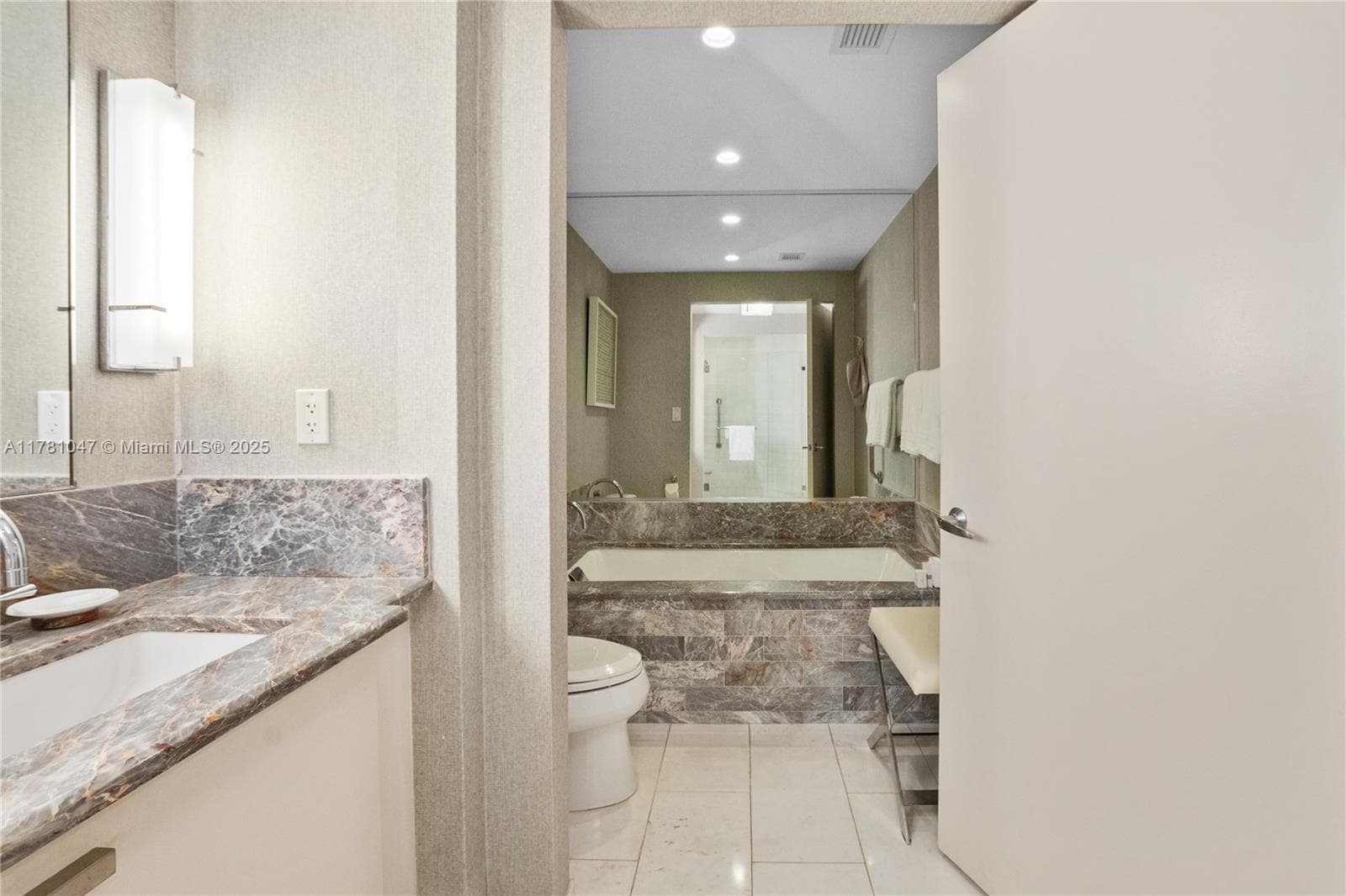 Ocean Resort Residences · #H1705 in Fort Lauderdale - Photo 18