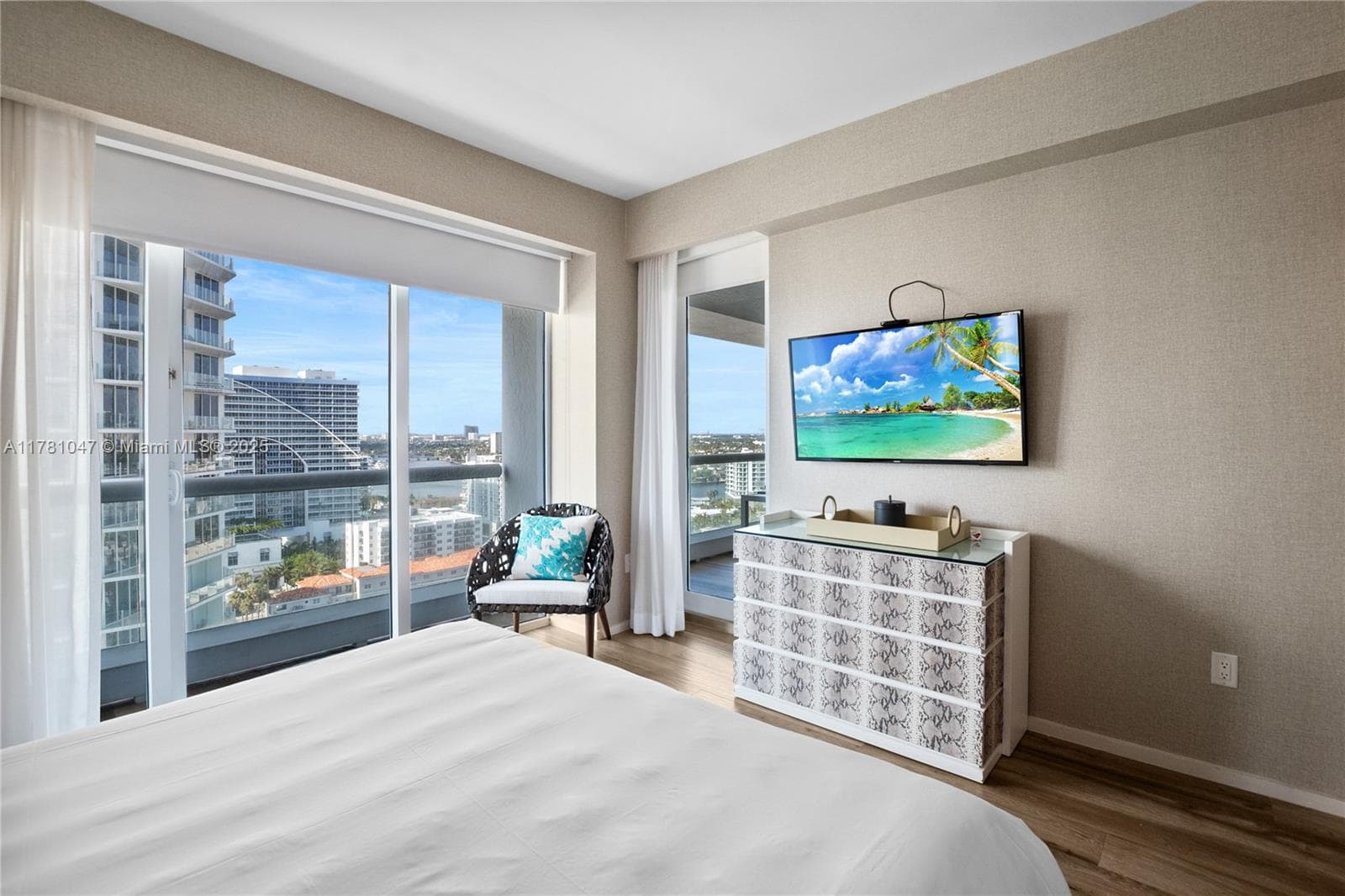 Ocean Resort Residences · #H1705 in Fort Lauderdale - Photo 11