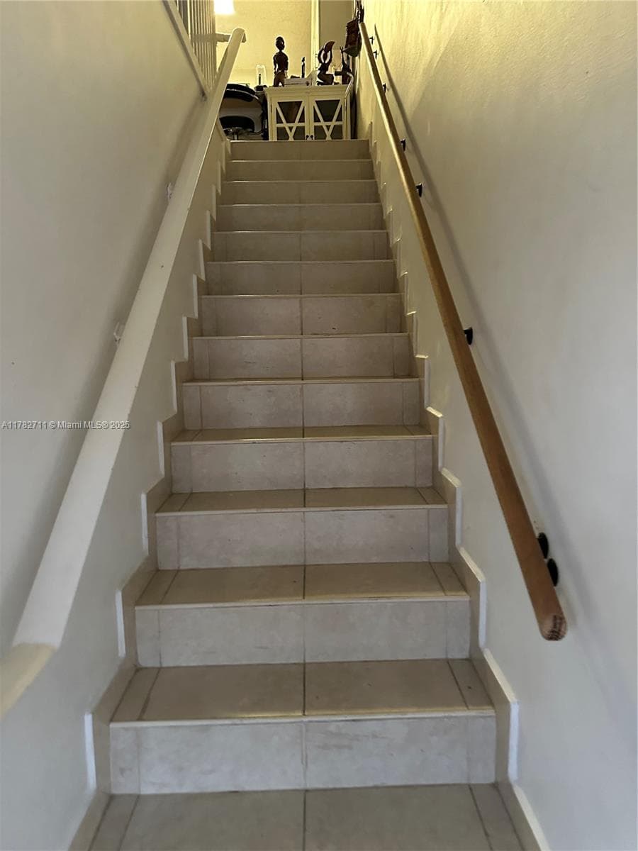 EL PRADO XI CONDO · #201 in Hialeah - Photo 15