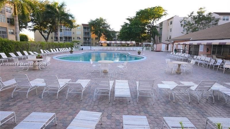 Sonerset · #117 in Lauderdale Lakes - Photo 2