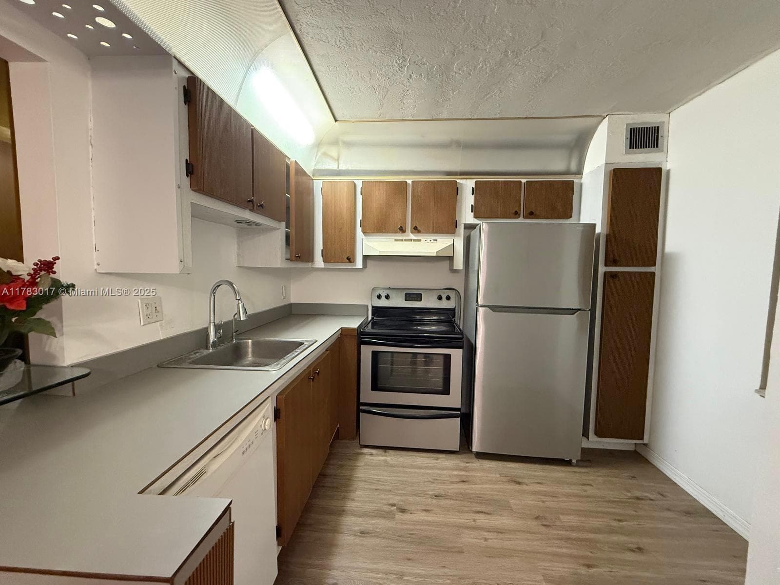 Sonerset · #117 in Lauderdale Lakes - Photo 20