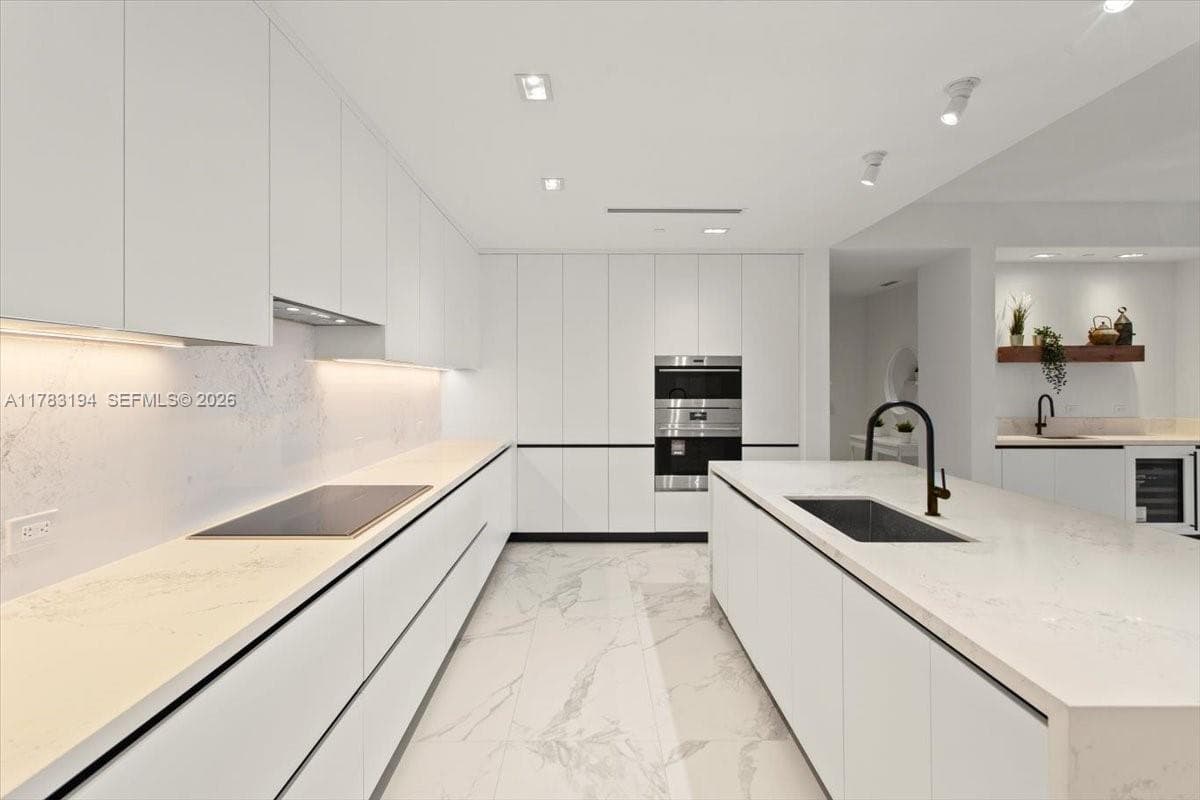 160 Marina Bay · #403 in Fort Lauderdale - Photo 3