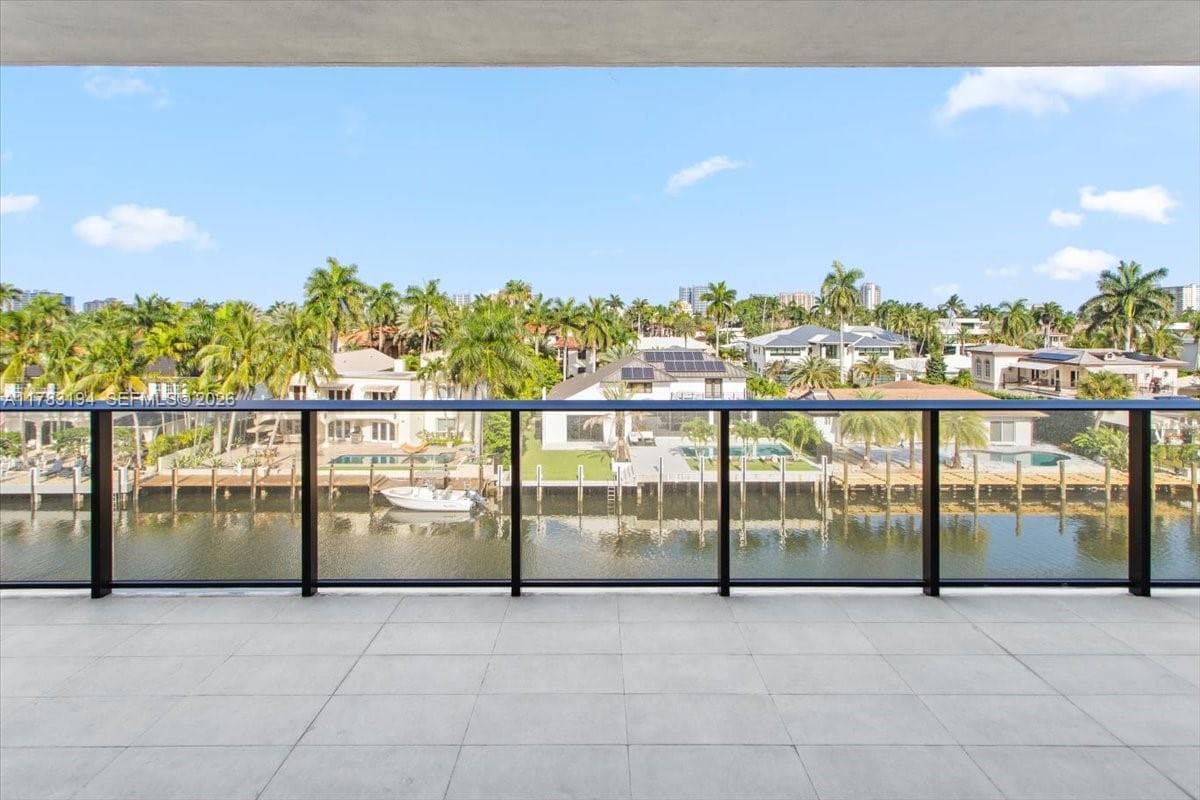 160 Marina Bay · #403 in Fort Lauderdale - Photo 8
