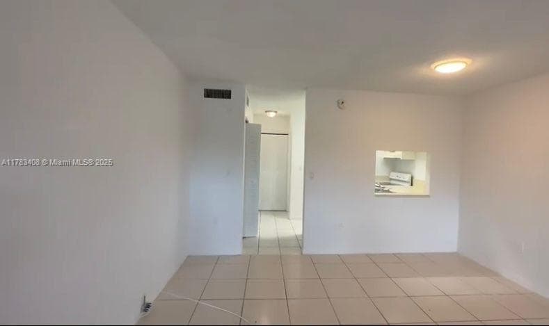 NEW WORLD CONDO · #B-216 in Miami Gardens - Photo 1