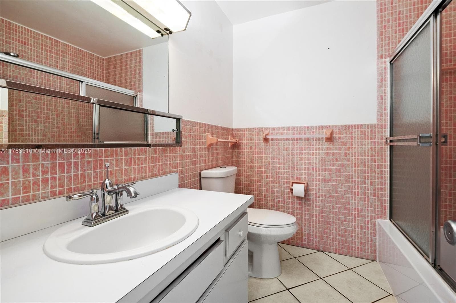 Beverly Hills Condominium · #G323 in Hollywood - Photo 23