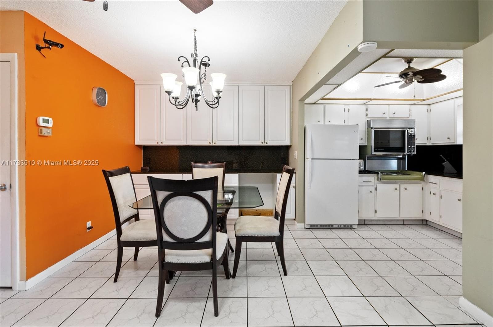 Beverly Hills Condominium · #G323 in Hollywood - Photo 10