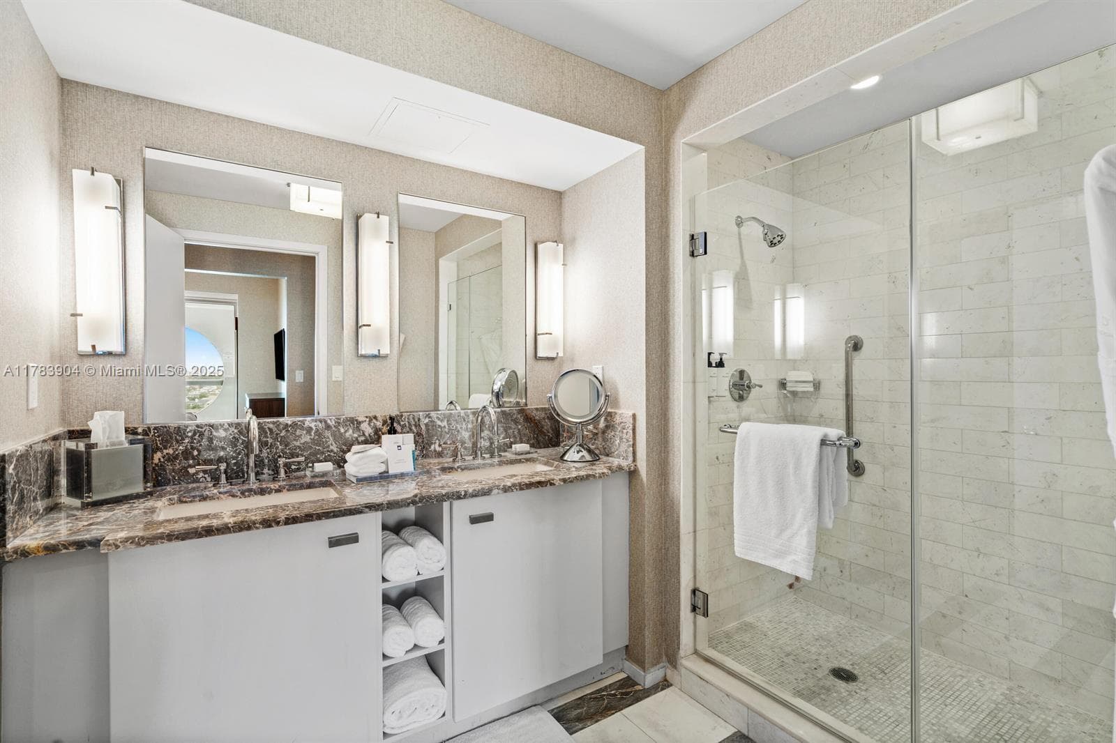 FLB Condominium hotel · #H1403 in Fort Lauderdale - Photo 13