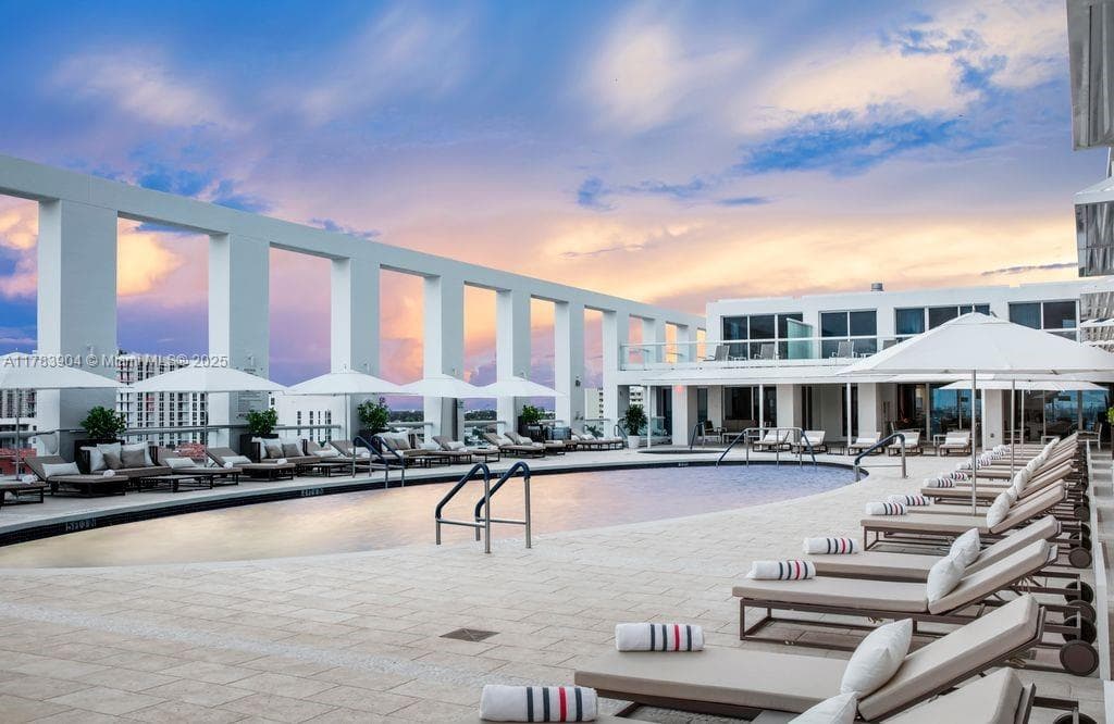 FLB Condominium hotel · #H1403 in Fort Lauderdale - Photo 29