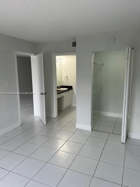 KENDALL LAKE TOWERS · #302 in Miami - Photo 30