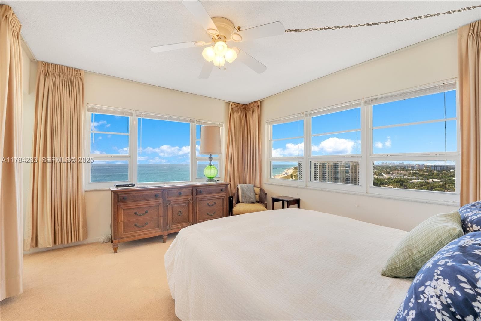 STARLIGHT TOWERS CONDO · #16D in Lauderdale By The Sea - Photo 16