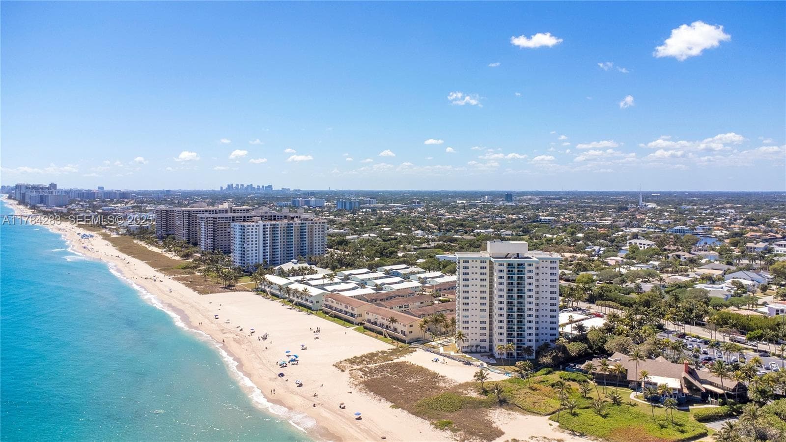 STARLIGHT TOWERS CONDO · #16D in Lauderdale By The Sea - Photo 9