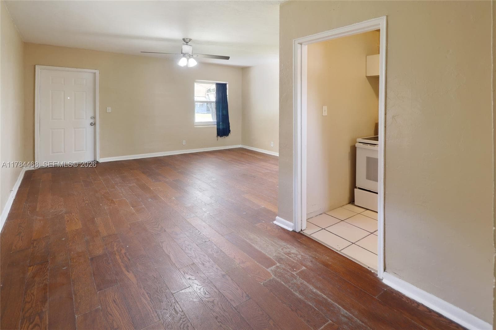 723 NW 15th Way photo 7