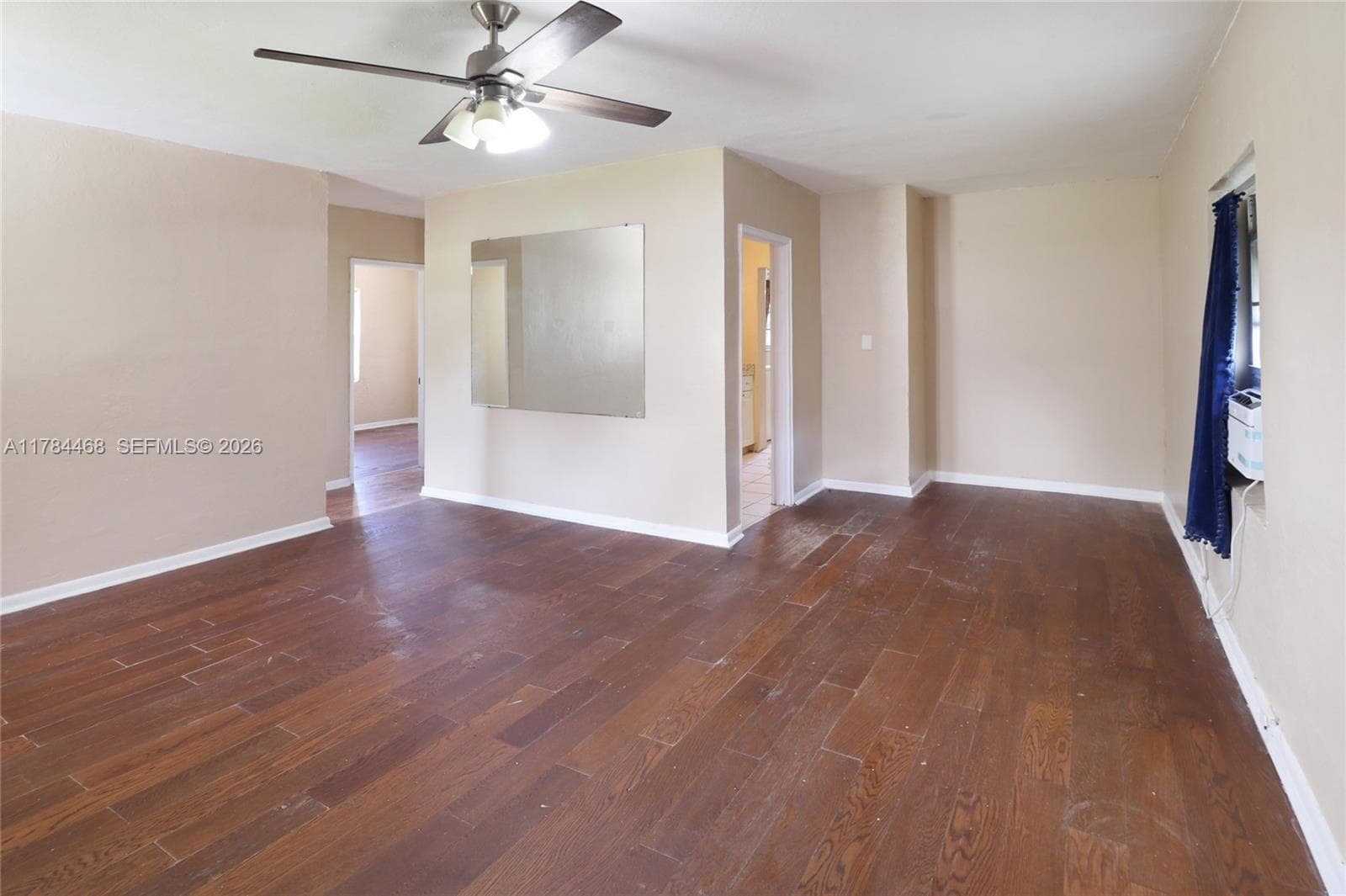 723 NW 15th Way photo 3