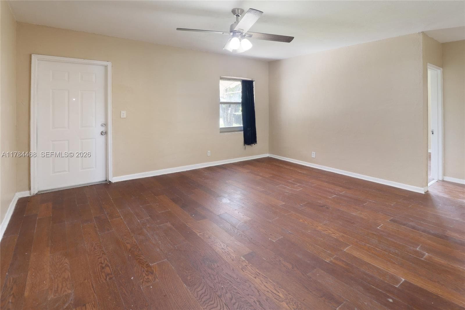 723 NW 15th Way photo 5
