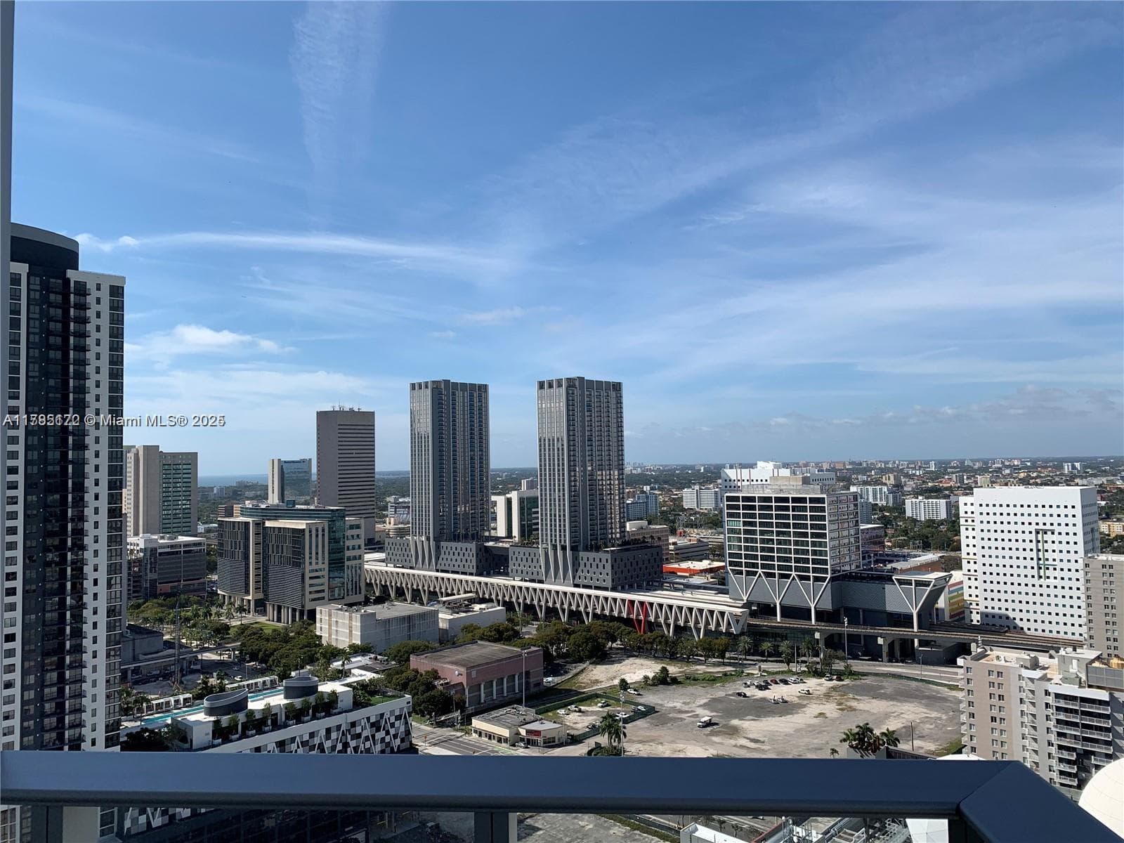 Paramount Miami Worldcenter · #3002 in Miami - Photo 7