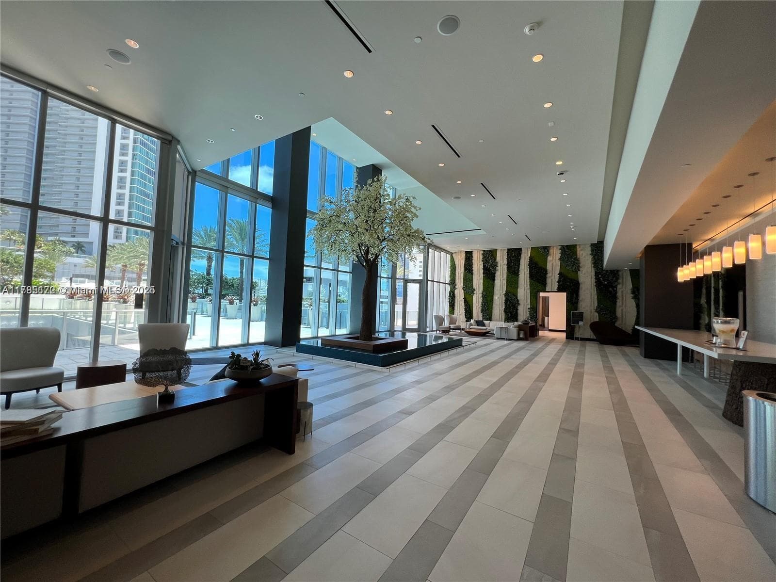Paramount Miami Worldcenter · #3002 in Miami - Photo 25