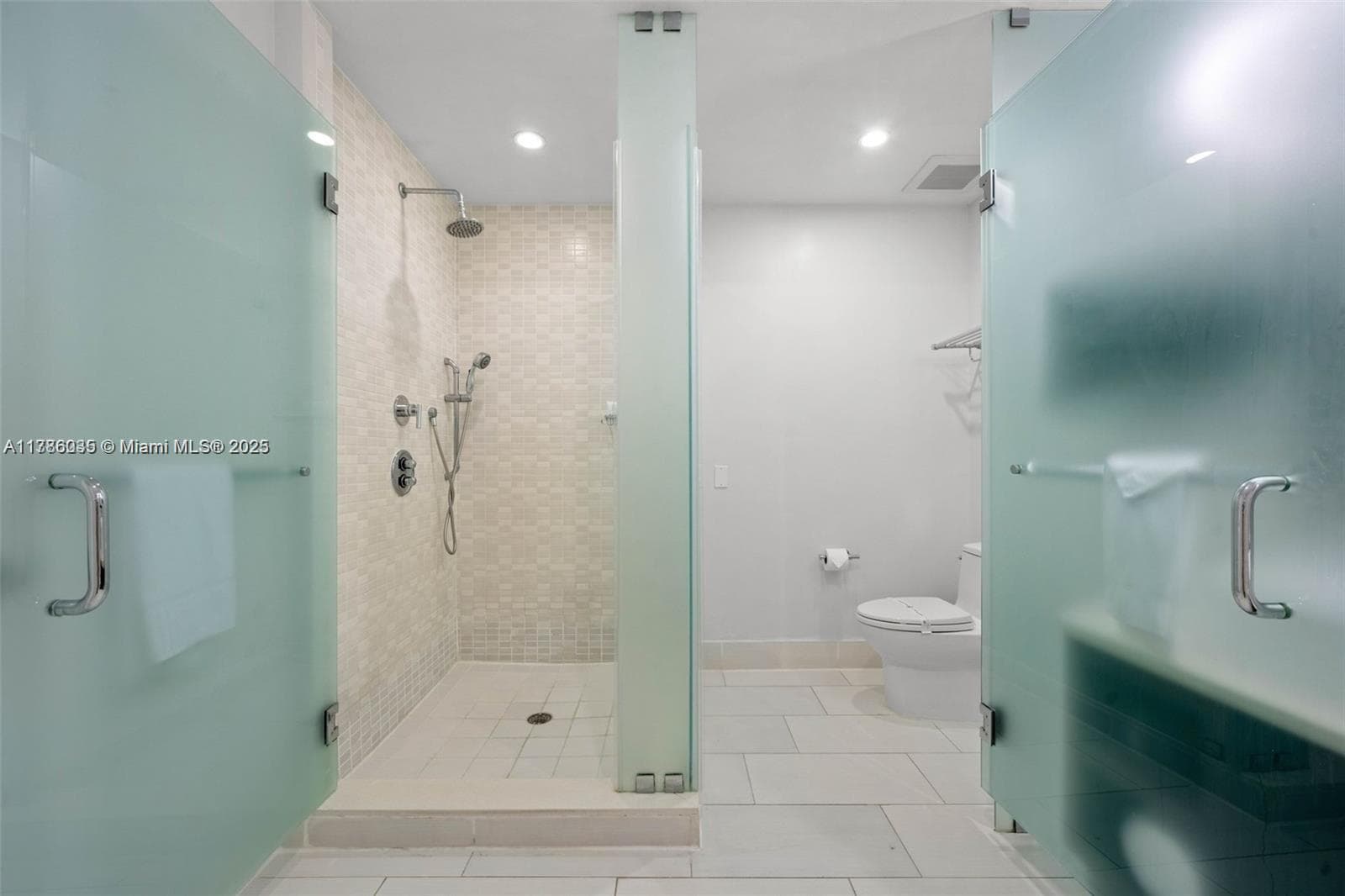 THE BLUE A RESORT HOTEL C · #115 in Doral - Photo 9