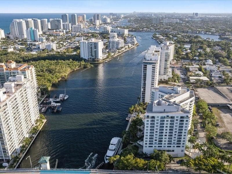 GALLERY ONE CONDO · #1428 in Fort Lauderdale - Photo 50