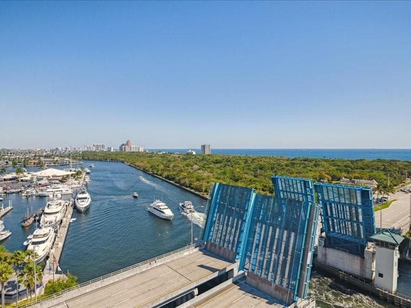 GALLERY ONE CONDO · #1428 in Fort Lauderdale - Photo 29