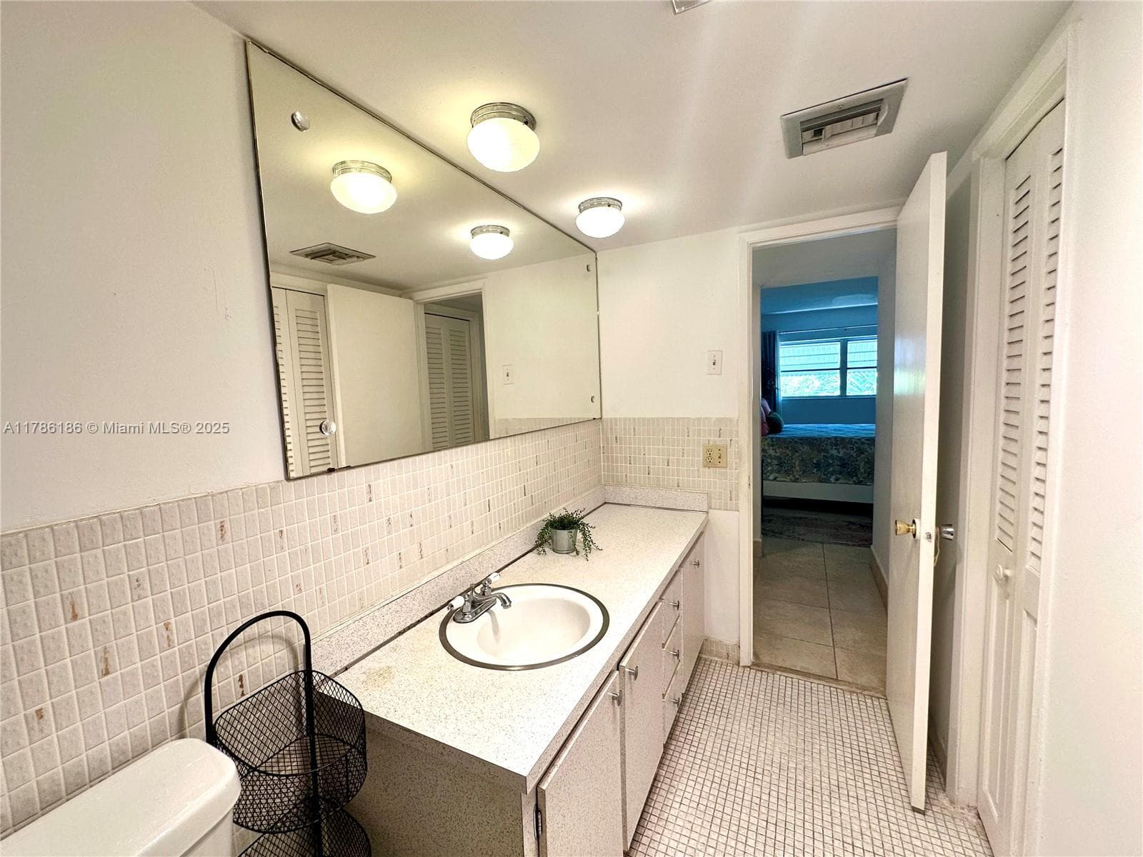 Hillcrest Country Club · #306 in Hollywood - Photo 17