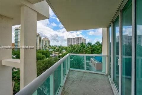 Hidden Bay · #610 in Aventura - Photo 14