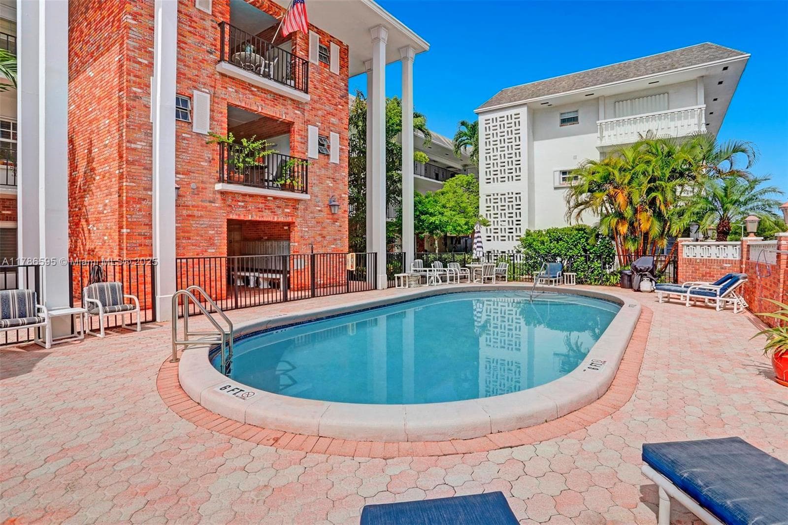 COLONIAL MANOR EAST · #111 in Fort Lauderdale - Photo 1